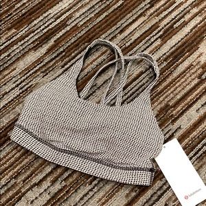 Lululemon Energy Sports Bra Size 6